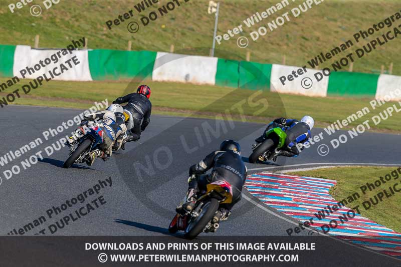 PJM Wedding Photography;enduro digital images;event digital images;eventdigitalimages;mallory park;mallory park photographs;mallory park trackday;mallory park trackday photographs;no limits trackdays;peter wileman photography;racing digital images;trackday digital images;trackday photos